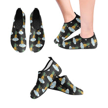 Load image into Gallery viewer, Kid&#39;s Barefoot Aqua Shoes
