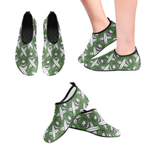 Load image into Gallery viewer, Kid&#39;s Barefoot Aqua Shoes
